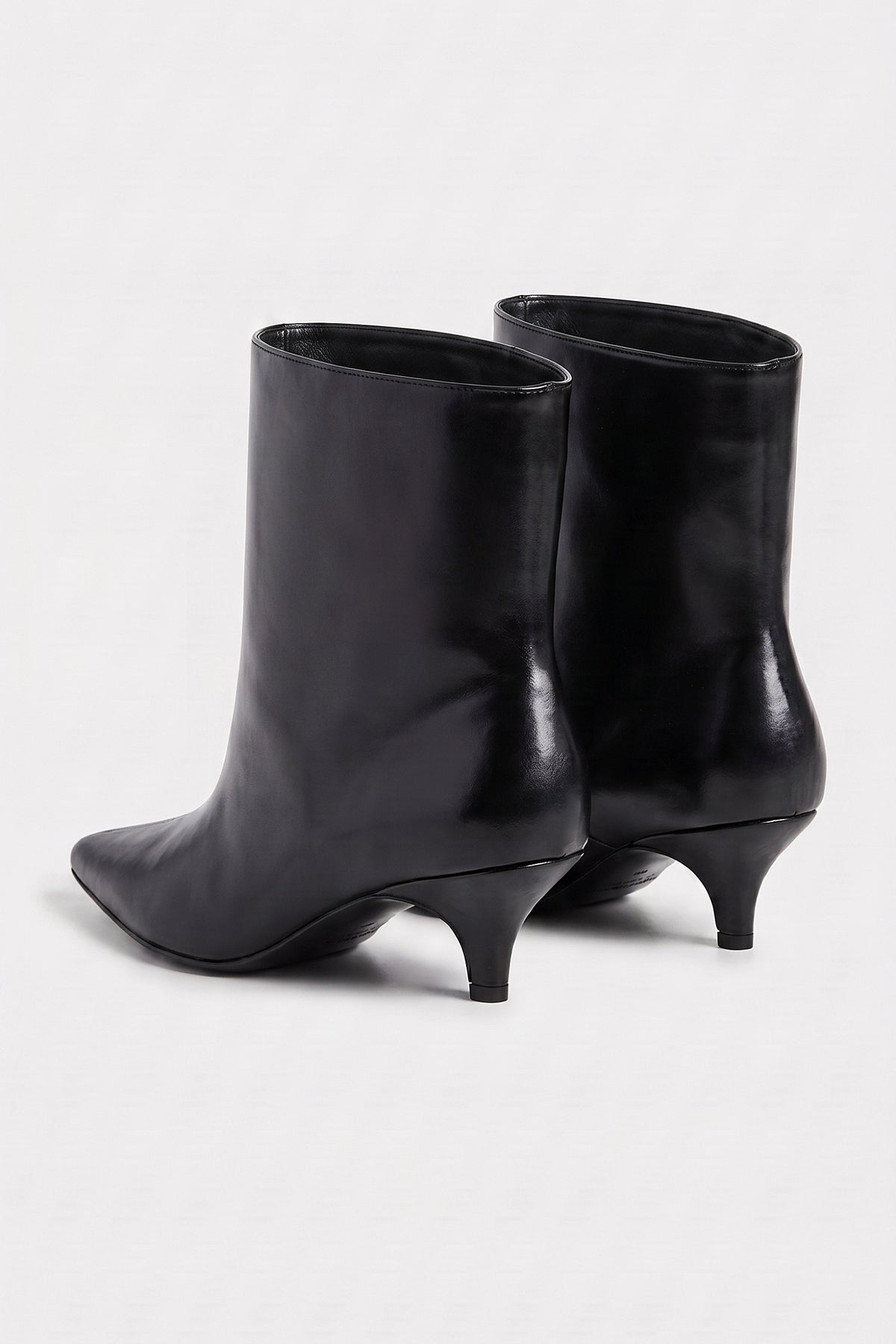 Women's Winter Elegant Leather Ankle Boots with Pointed Toe