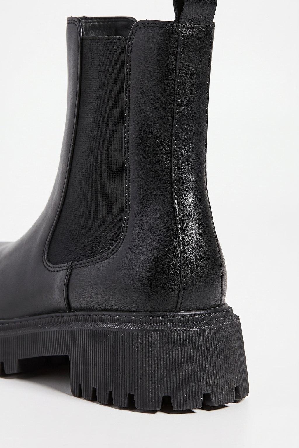 Women's Winter Grip Leather Chelsea Ankle Boots