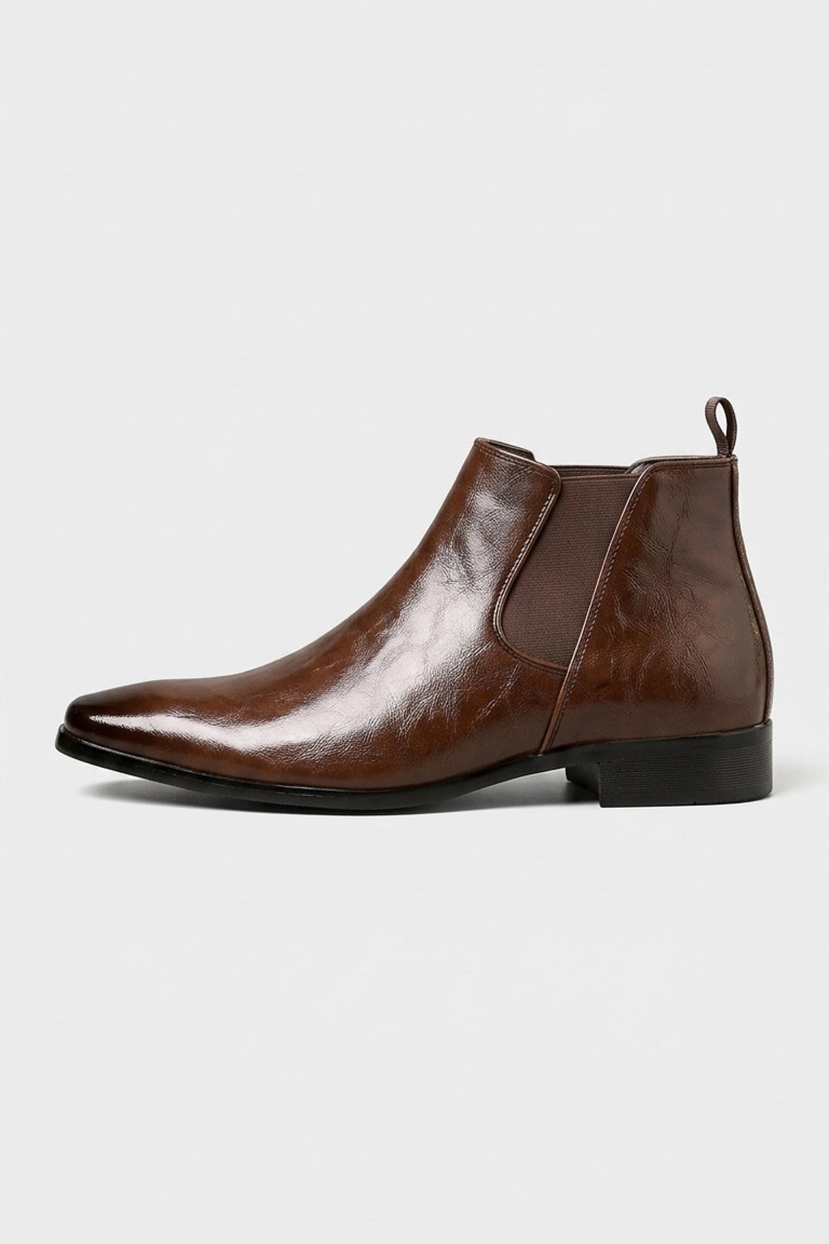 Men’s Easy Wear Glossy Leather Chelsea Boots with Low Heel