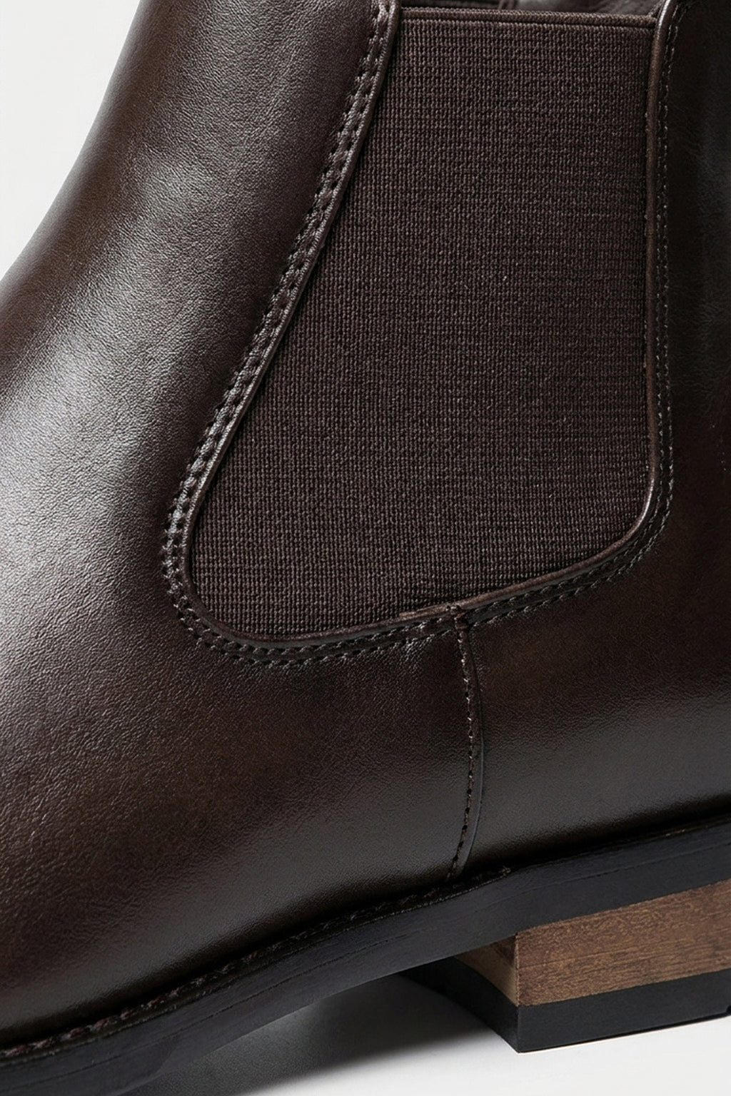Men’s Winter Easy Wear Chelsea Boots with Polished Finish