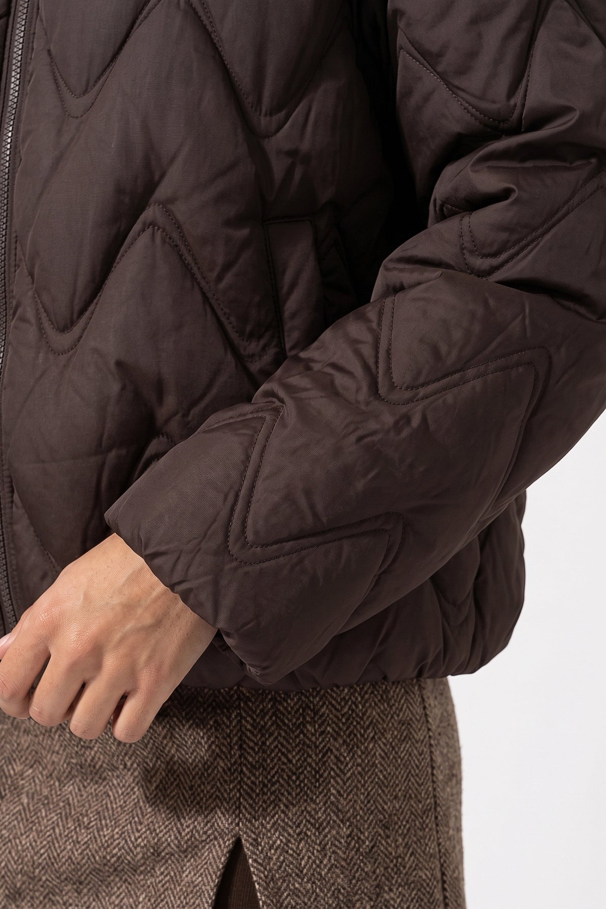 Women's Winter Warm Oversized Wavy Quilted Puffer Jacket