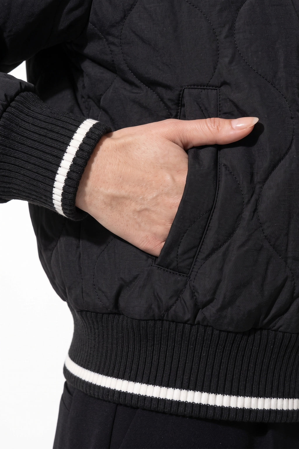 Women’s Winter Warm Quilted Bomber Jacket with Ribbed Stand Collar