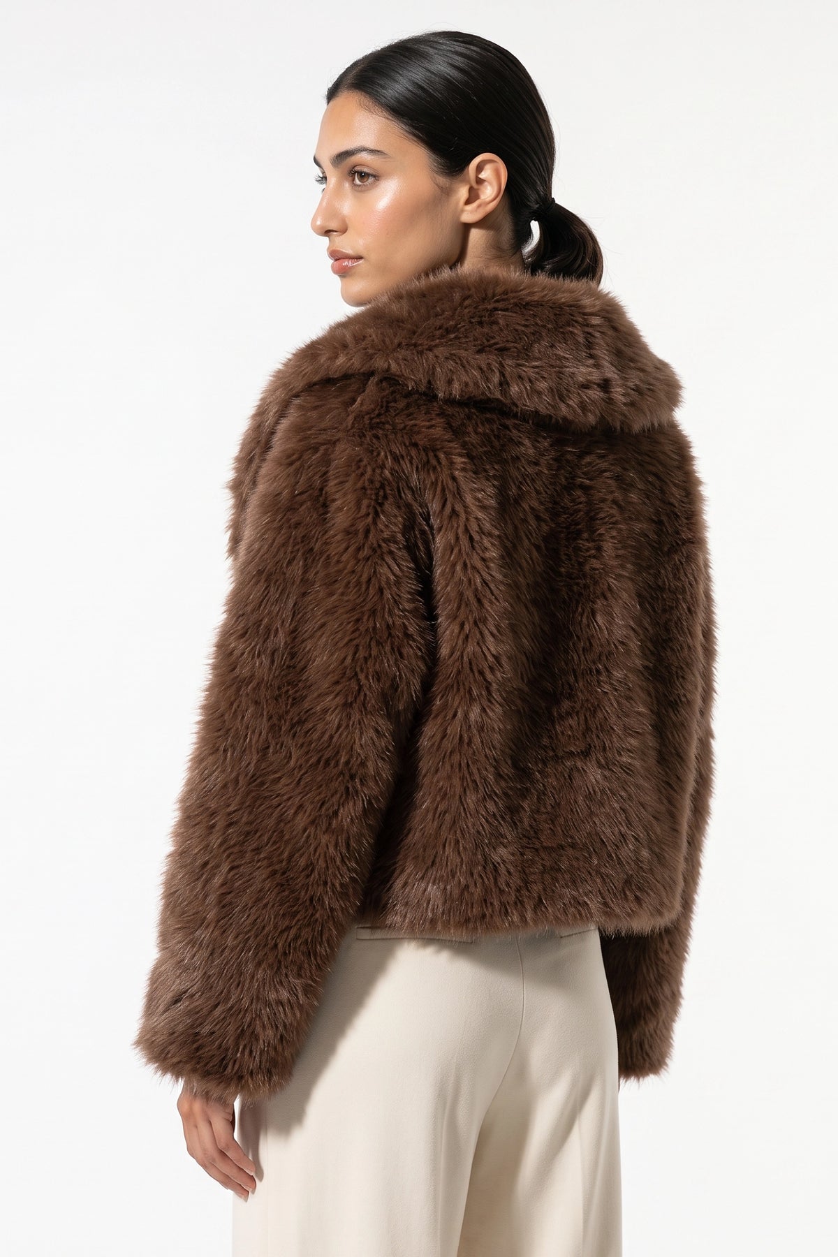 Women's Winter Cosy Cropped Faux Fur Jacket