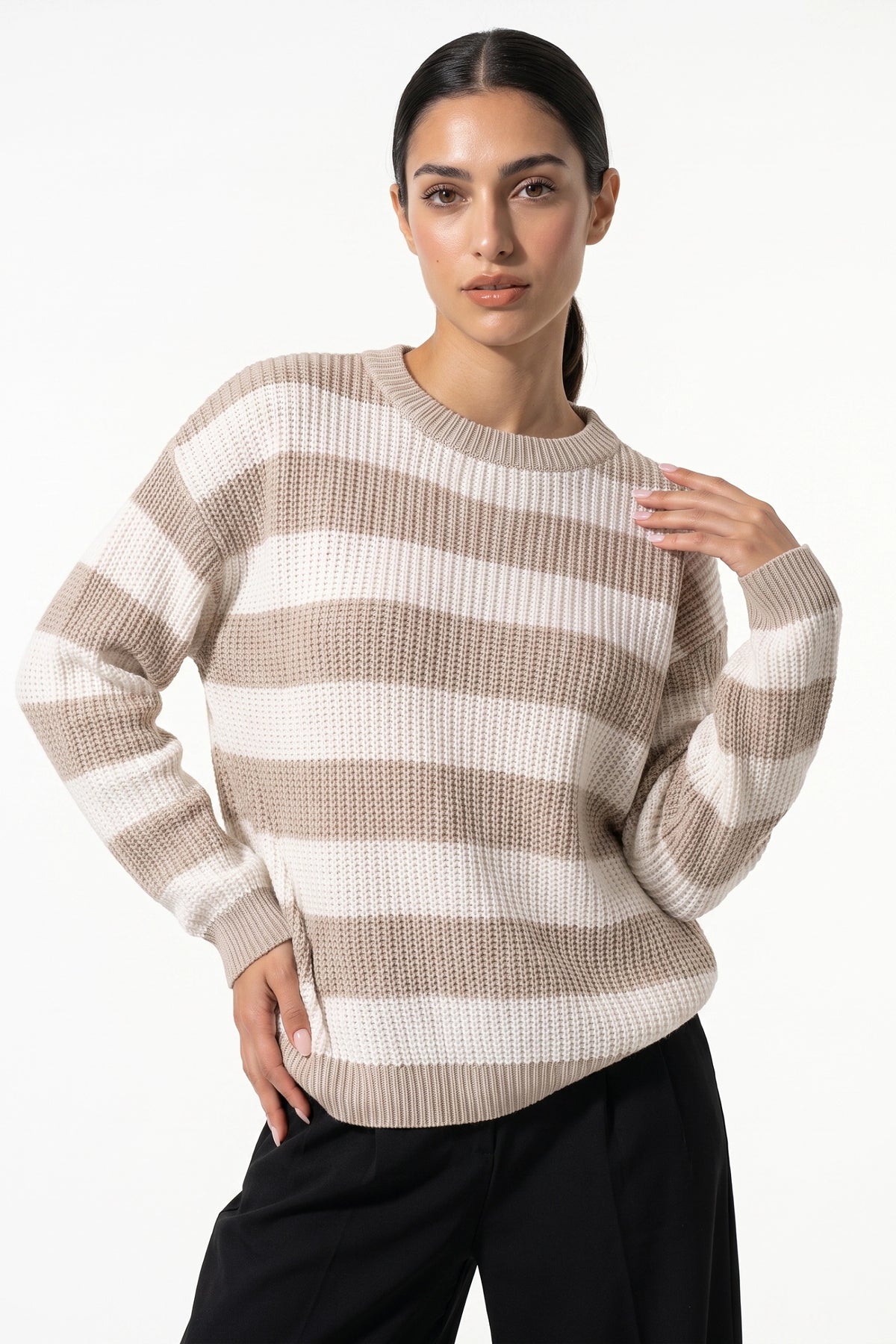 Women’s Winter Versatile Crew Neck Striped Knit Jumper with Oversized Fit