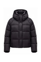 Women’s Winter Warm Hooded Puffer Jacket with Relaxed Cropped Fit
