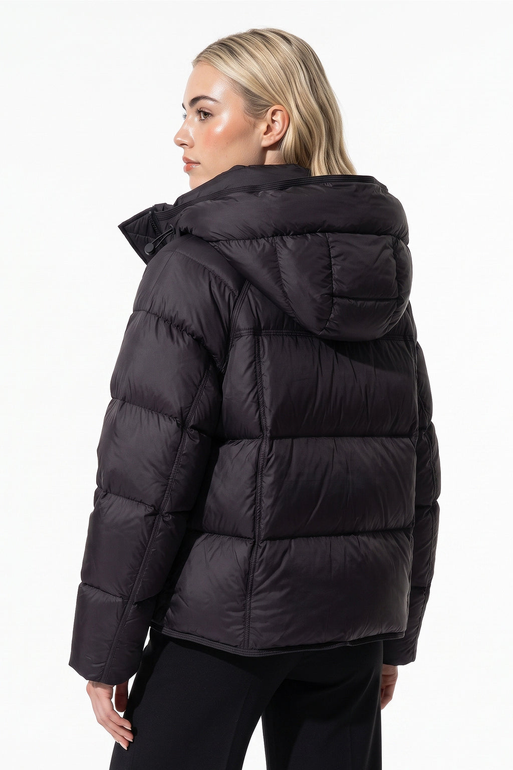 Women’s Winter Warm Hooded Puffer Jacket with Relaxed Cropped Fit